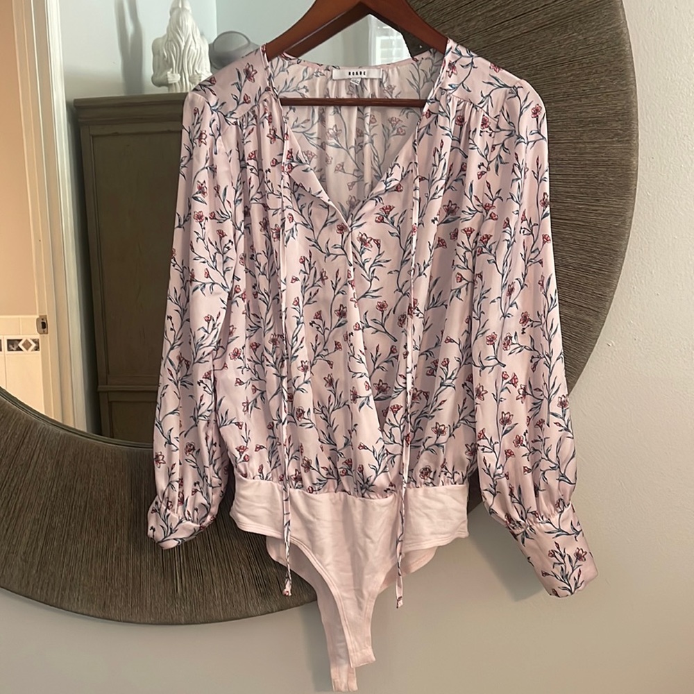 Blouse bodysuit